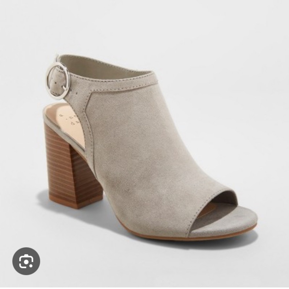 Target A New Day Rhea